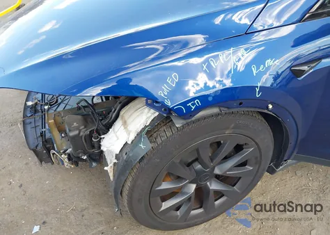 2023 Tesla Model X Dual Motor All-Wheel Drive/Standard Range from USA, damaged, VIN 7SAXCDE57PF426297